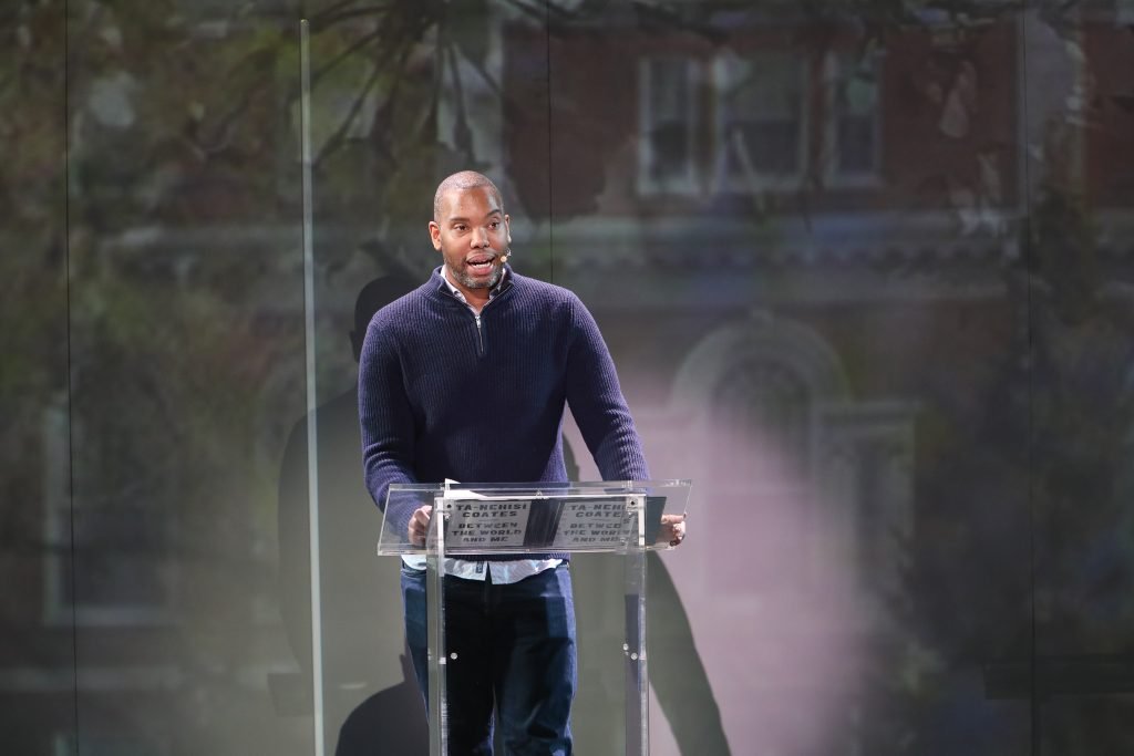 Ta-Nehisi Coates reads passage from Between the World and Me (2) – Photo Credit Shahar Azran